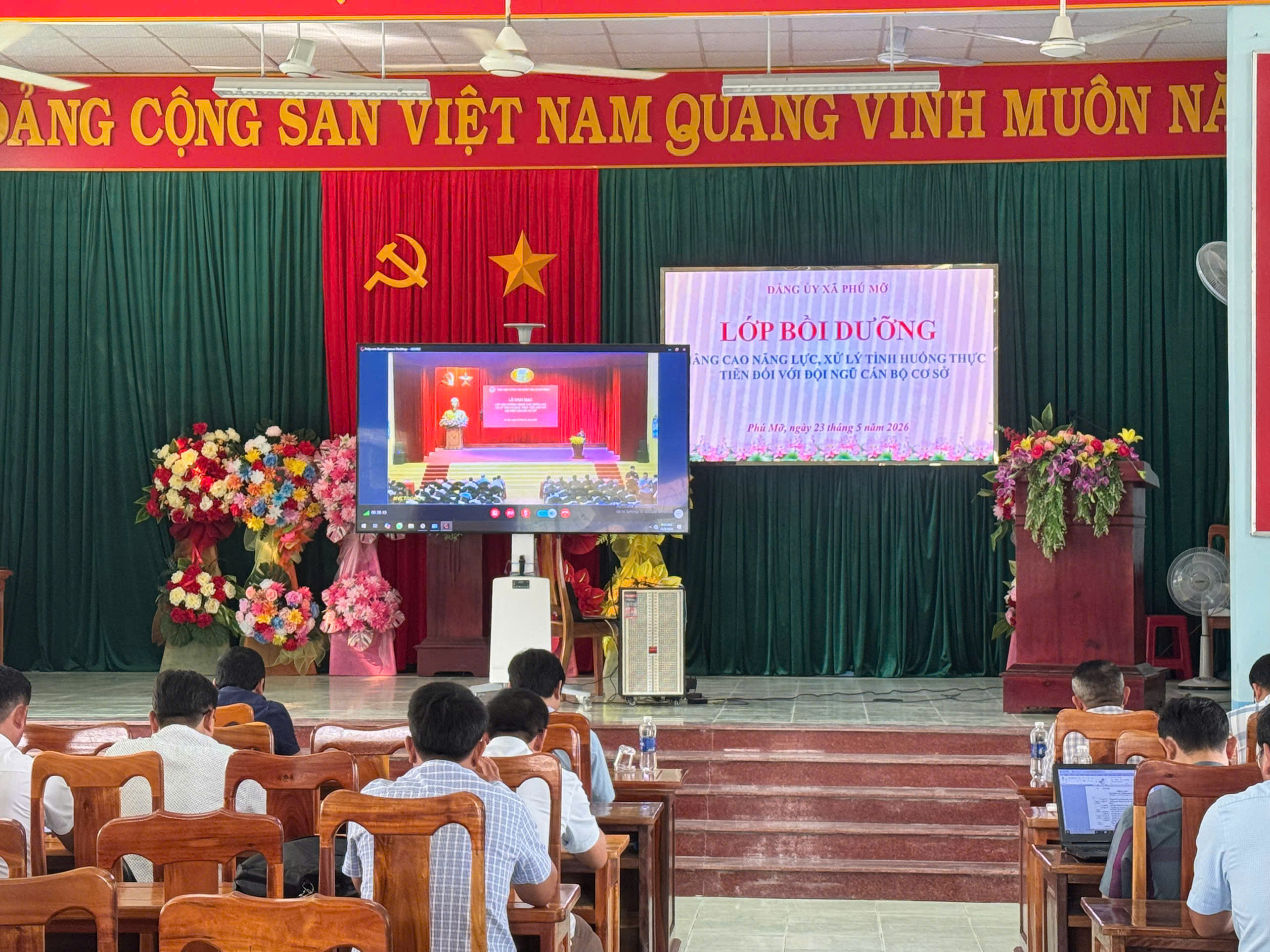 Bồi dưỡng nâng cao năng lực, xử lý tình huống thực tiễn đối với đội ngũ cán bộ cơ sở