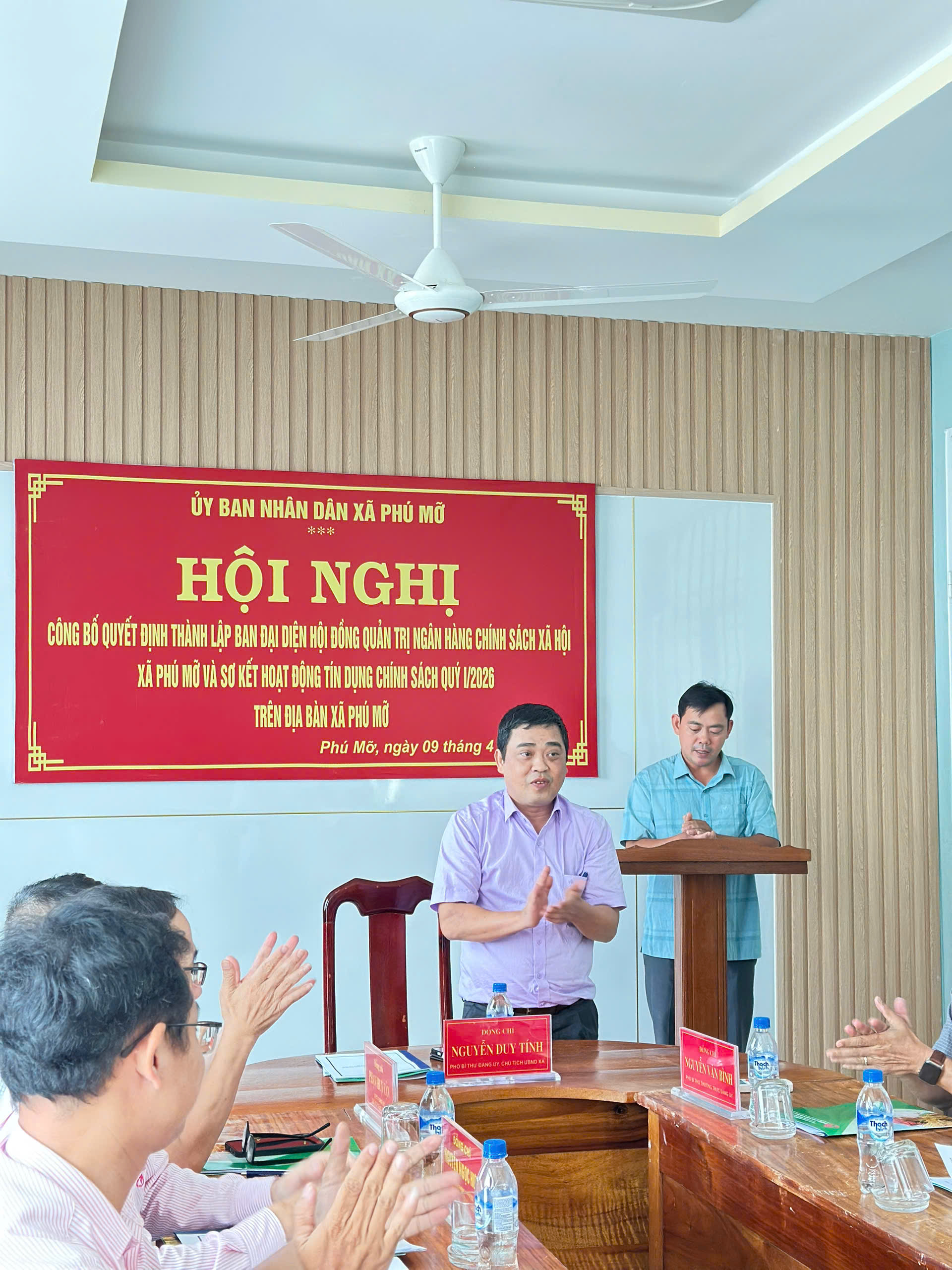 Công bố Ban đại diện Hội đồng quản trị NHCSXH xã Phú Mỡ.